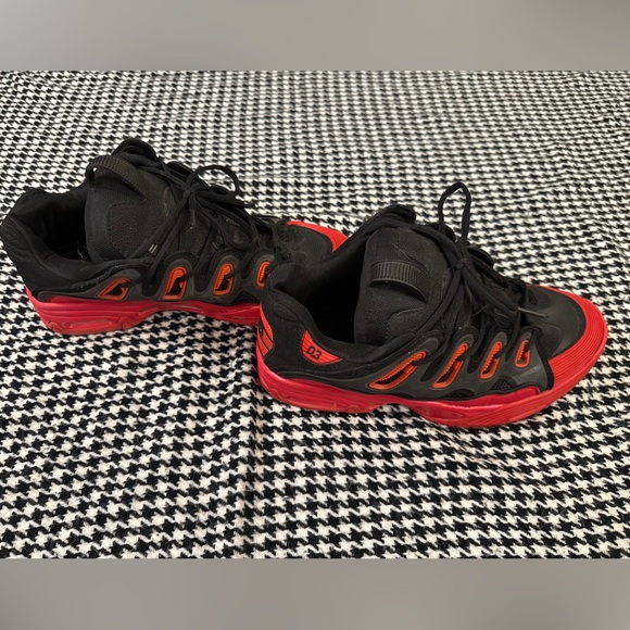 Osiris Black and Red Sneakers - Picture 1 of 3